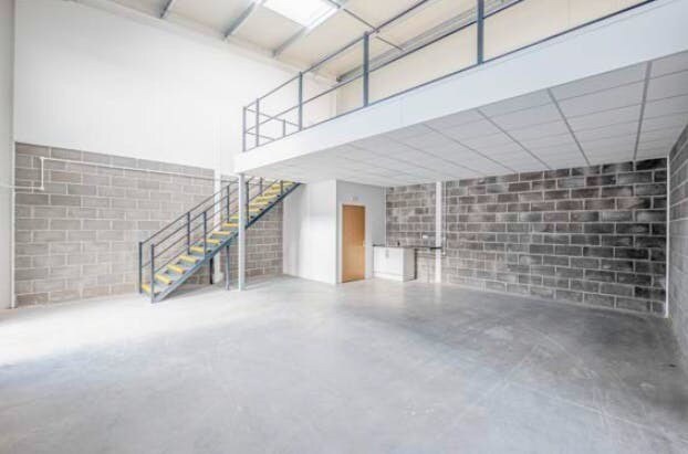 198-202 Broomhill Rd, Bristol à louer - Photo de l’immeuble – Image 3 sur 12