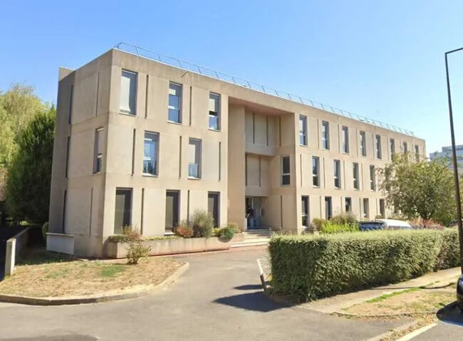 Plus de détails pour 8 Rue Des Frères Caudron, Vélizy-Villacoublay - Bureau à vendre