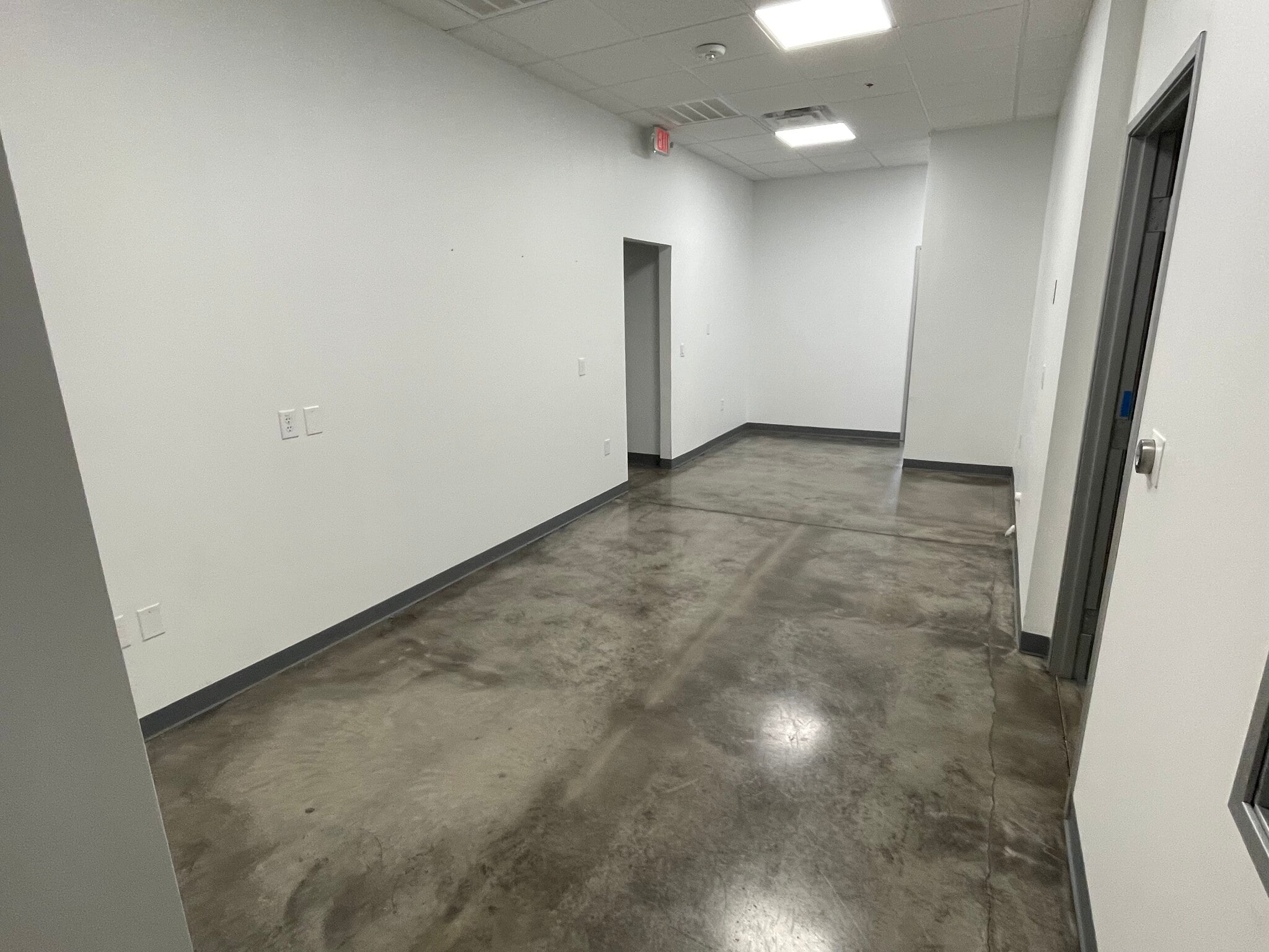 7700 W Highway 71, Austin, TX à louer Photo intérieure– Image 1 sur 4