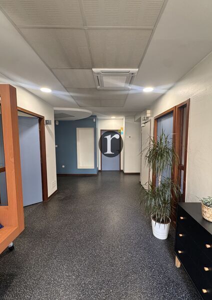 Bureau dans Lille à vendre Photo intérieure– Image 1 sur 2