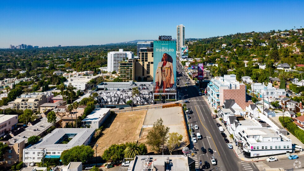 9000 W Sunset Blvd, West Hollywood, CA à louer - Aérien – Image 2 sur 15