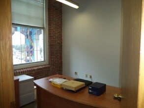 500 N Commercial St, Manchester, NH à louer Photo intérieure– Image 1 sur 9