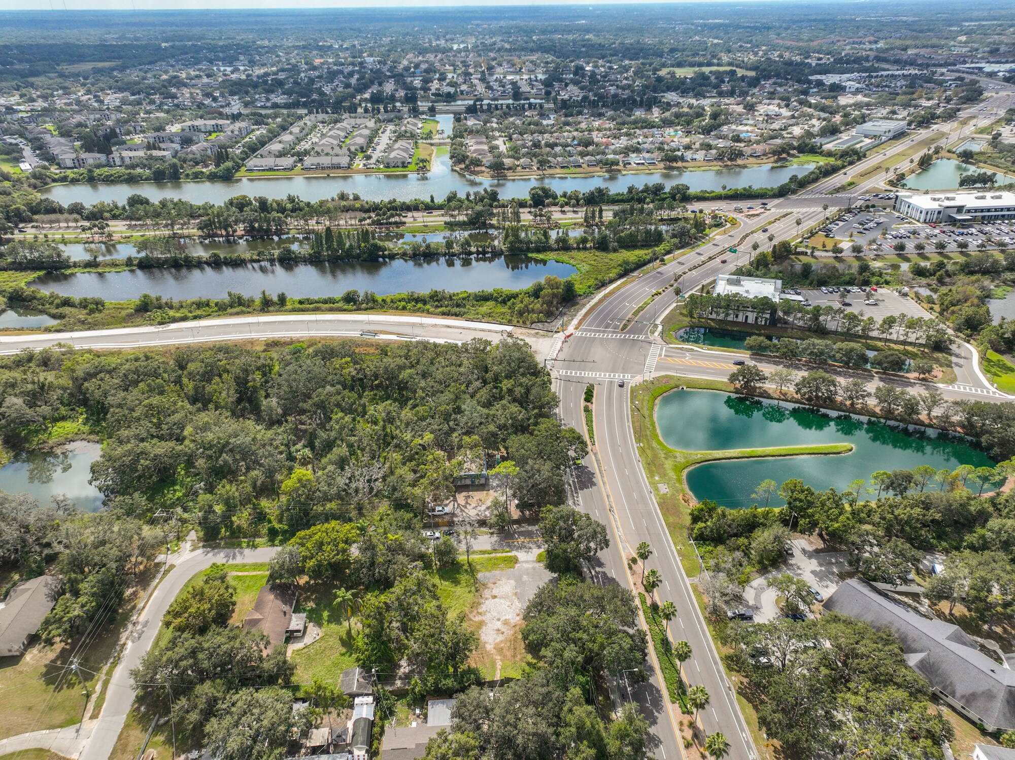 370 Morrison Rd, Brandon, FL à louer Photo de l’immeuble– Image 1 sur 28