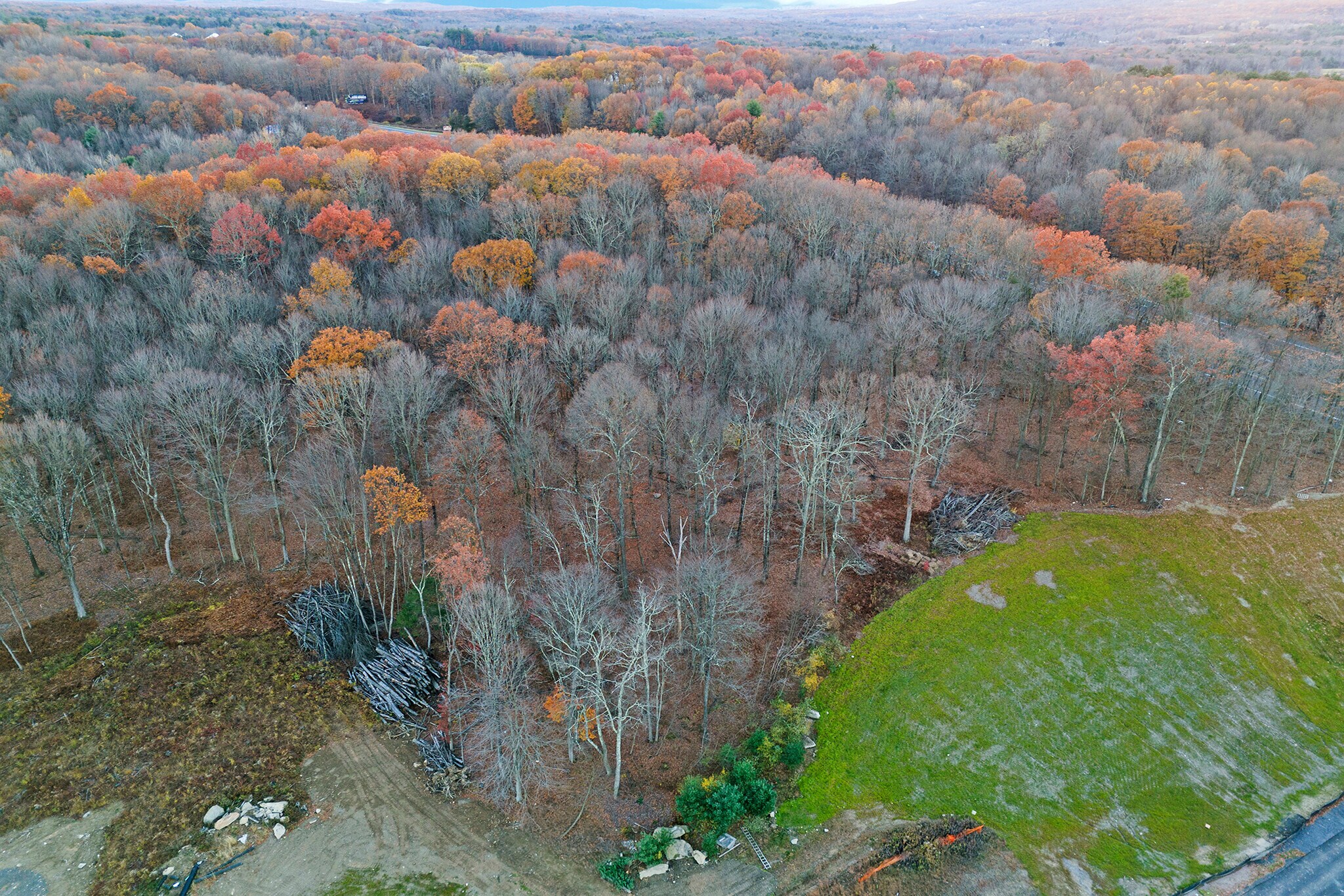4 Distribution Dr, Bloomingburg, NY à vendre Photo de l’immeuble– Image 1 sur 7