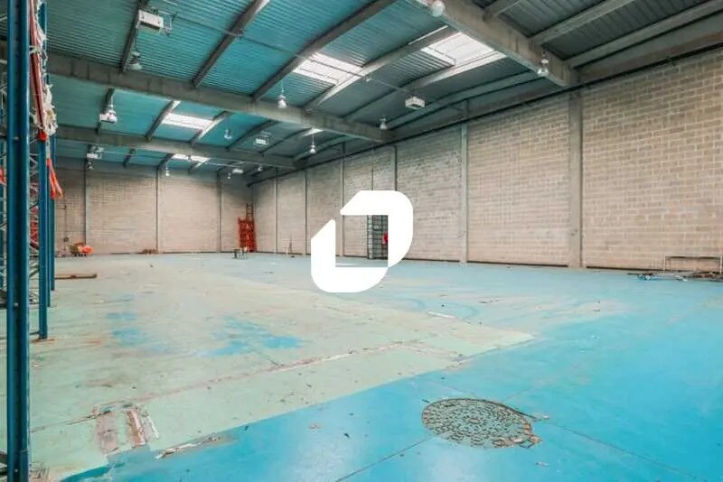 Local d’activités dans Le Blanc-Mesnil à louer - Photo de l’immeuble – Image 3 sur 7