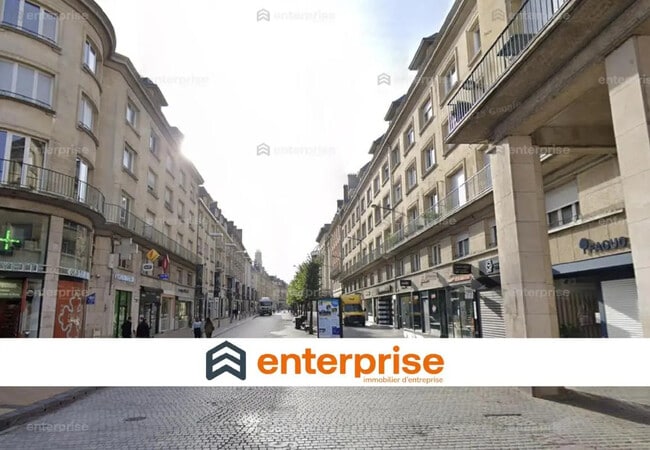 Plus de détails pour Local commercial à louer