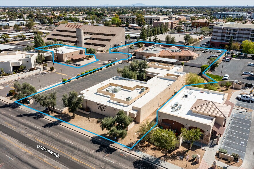 7245 E Osborn Rd, Scottsdale, AZ à vendre - Photo de l’immeuble – Image 3 sur 7