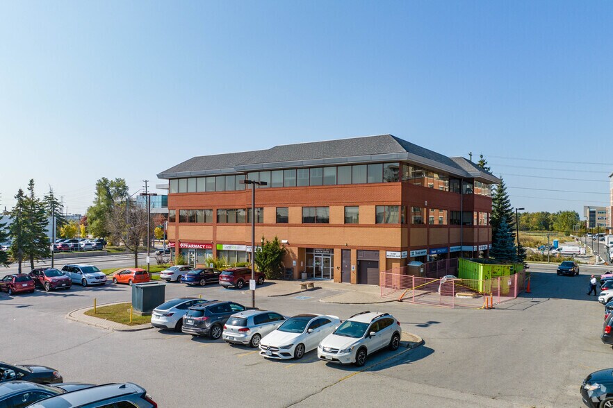10 Unionville Gate, Markham, ON à louer - Photo de l’immeuble – Image 2 sur 4