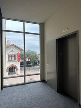 119 Heiman St, San Antonio, TX à louer Hall d’entrée– Image 1 sur 4