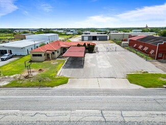 Plus de détails pour 2404 N US Highway 281, Alice, TX - Local d'activités à louer