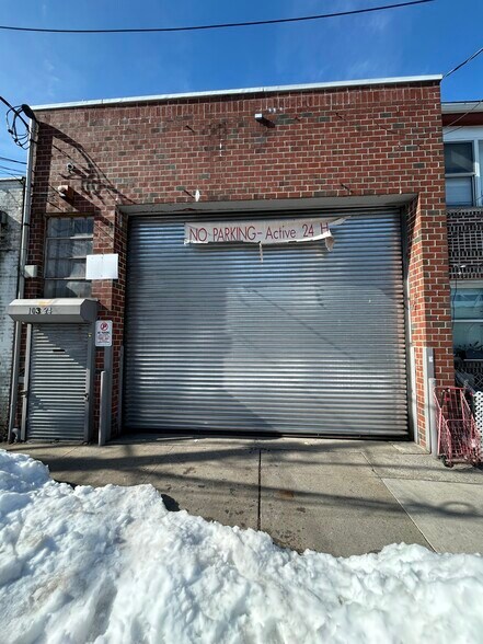 10324 101st St, Ozone Park, NY à vendre - Photo de l’immeuble – Image 3 sur 12