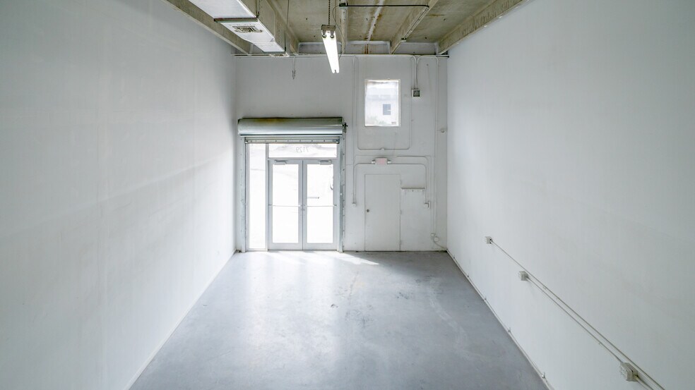 7101 N Miami Ave, Miami, FL à louer - Photo de l’immeuble – Image 2 sur 15