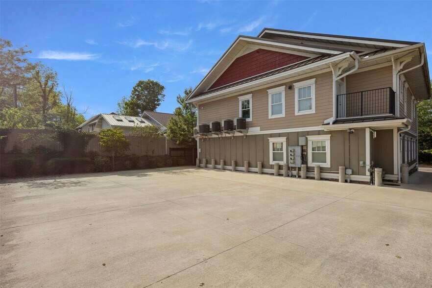 135 Broad St, Asheville, NC à vendre - Photo de l’immeuble – Image 3 sur 27