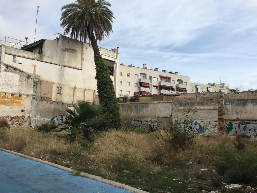 Terrain dans Vilanova i la Geltrú, Barcelona à vendre Photo de l’immeuble– Image 1 sur 4