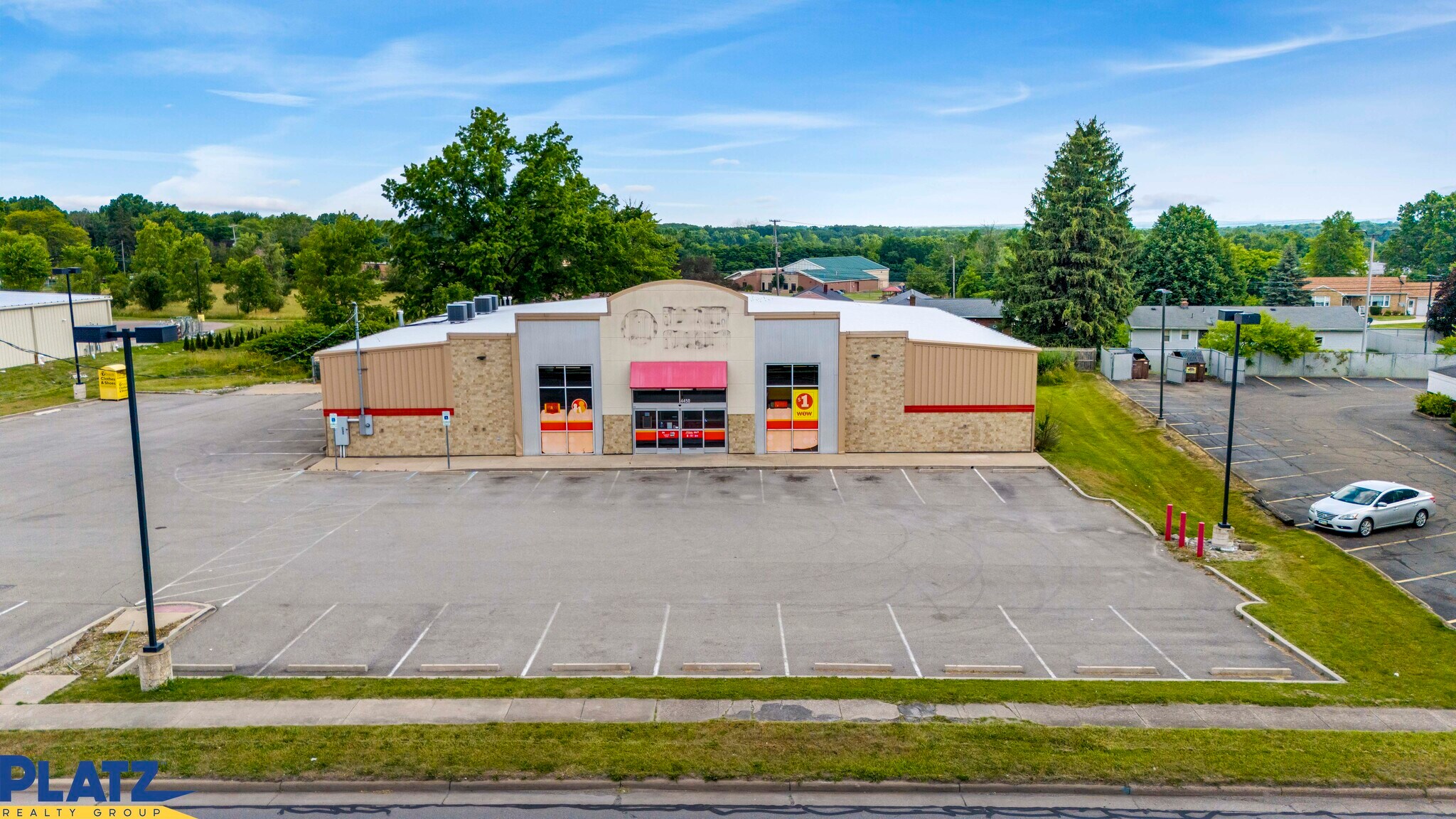 4450 Mahoning Ave, Youngstown, OH à vendre Photo principale– Image 1 sur 14
