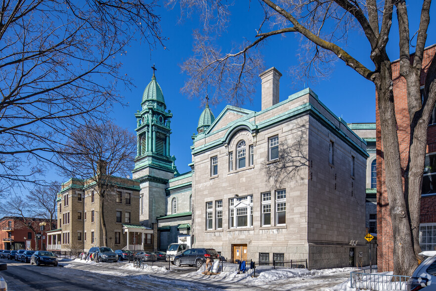 3530-3550 Rue Adam, Montréal, QC à louer - Photo de l’immeuble – Image 3 sur 15