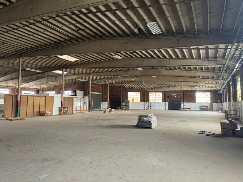 2345 S Santa Fe Ave, Los Angeles, CA à louer - Photo intérieure – Image 3 sur 8