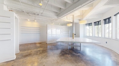 420 Lincoln Rd, Miami Beach, FL à louer Numérisation 3D Matterport– Image 1 sur 7