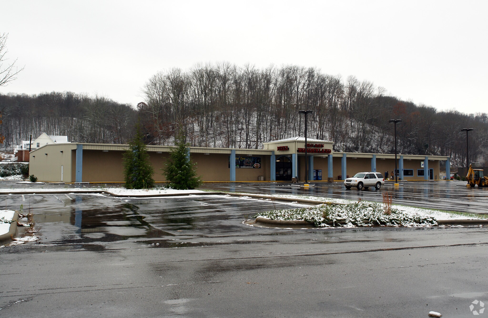 5 Cracker Barrel Dr, Barboursville, WV à vendre Photo de l’immeuble– Image 1 sur 21