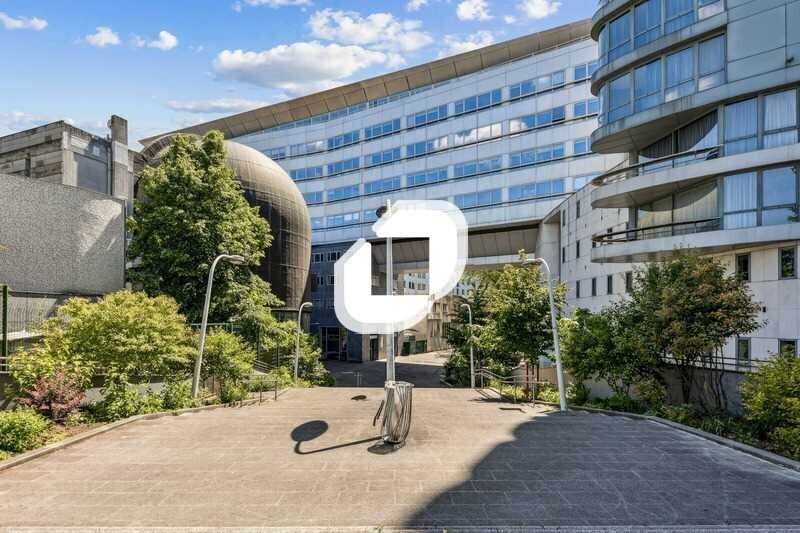 Bureau dans Paris à louer - Photo de l’immeuble – Image 2 sur 10