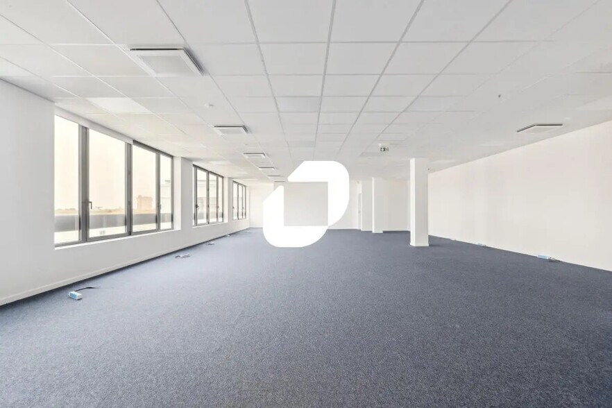 Bureau dans Chessy à louer - Photo intérieure – Image 3 sur 13