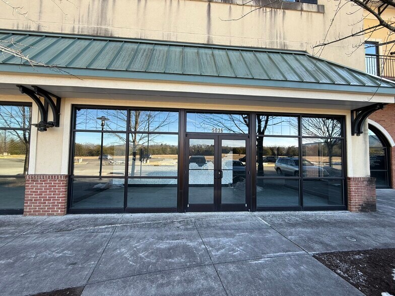 5036 Keagy Rd, Roanoke, VA à louer - Photo de l’immeuble – Image 2 sur 23