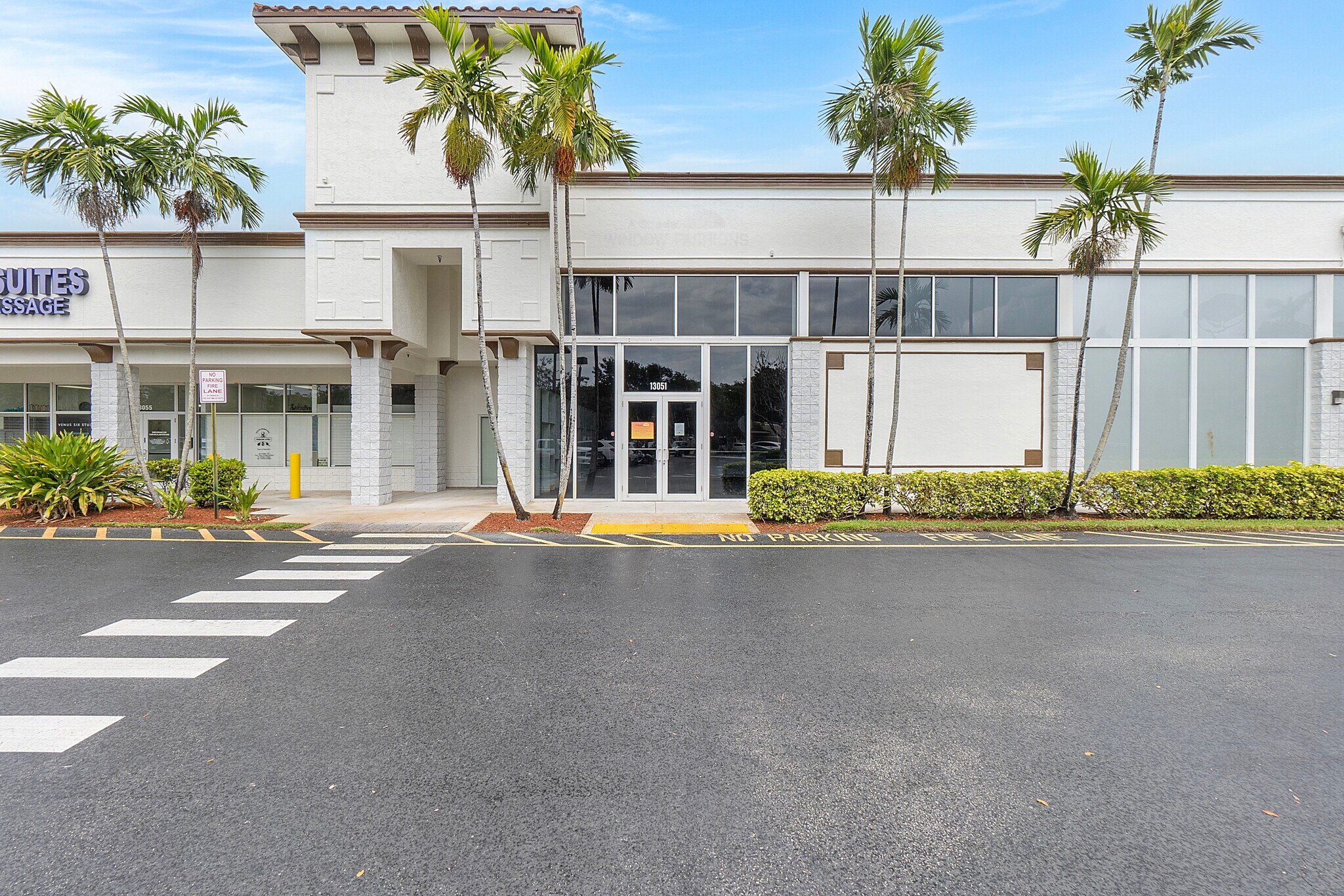 12901-13191 W Sunrise Blvd, Sunrise, FL à louer Photo intérieure– Image 1 sur 20