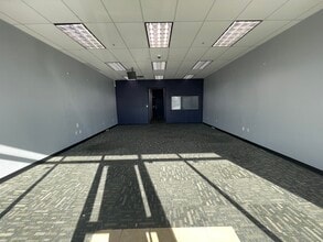 340-350 Travis Blvd, Fairfield, CA à louer Photo intérieure– Image 1 sur 5