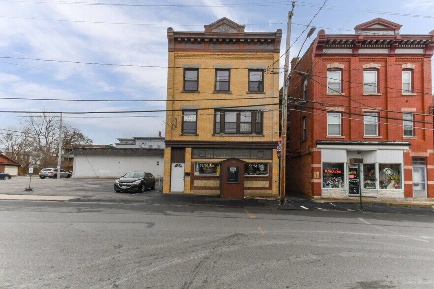 38 Reid St, Amsterdam, NY à vendre - Photo de l’immeuble – Image 3 sur 29