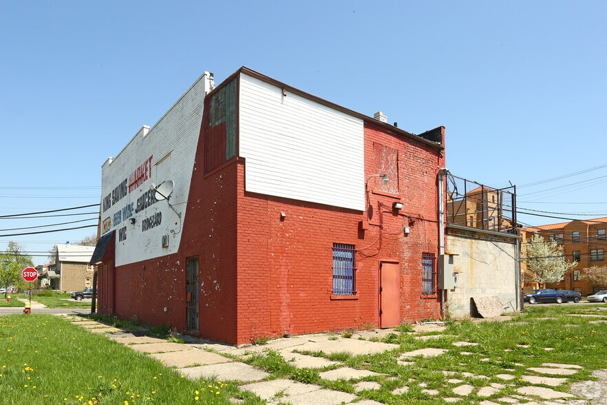 9606 Shoemaker St, Detroit, MI à vendre - Photo de l’immeuble – Image 2 sur 3