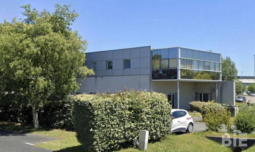 Bureau dans Le Haillan à louer - Photo de l’immeuble – Image 1 sur 5