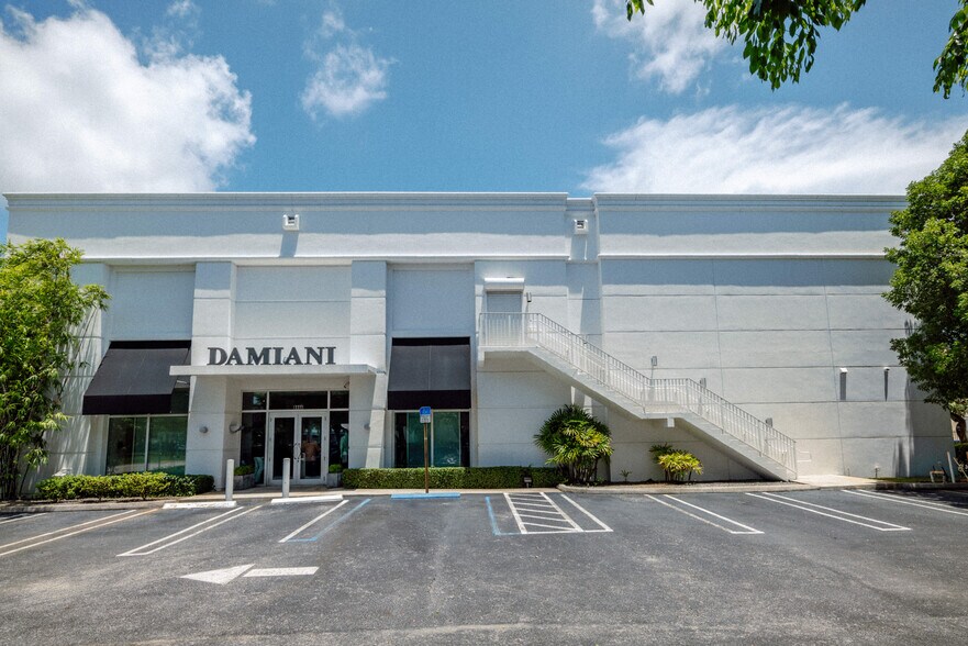 8865 S Dixie Hwy, Miami, FL à vendre - Photo de l’immeuble – Image 2 sur 10