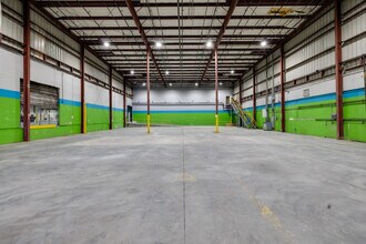 6750 N Bryan Dairy Rd, Seminole, FL à louer Photo intérieure– Image 1 sur 6