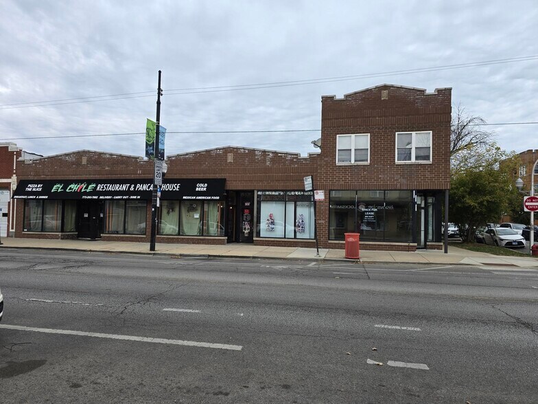 3034-3040 W Montrose Ave, Chicago, IL à vendre - Photo de l’immeuble – Image 1 sur 22