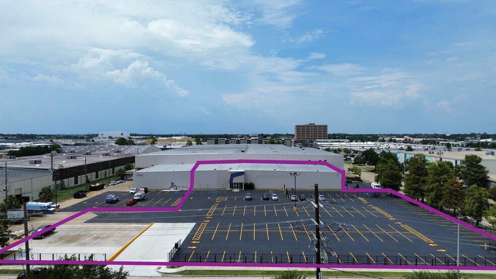 1000 Elmwood Park Blvd, Elmwood, LA à louer - Photo de l’immeuble – Image 1 sur 30
