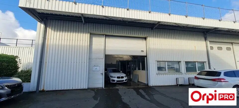 Local d’activités dans Trégueux à louer - Photo de l’immeuble – Image 2 sur 5