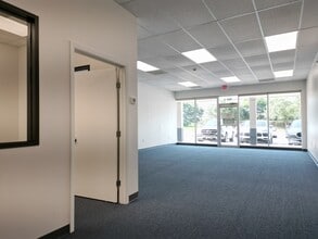 4520-4534 Beechnut St, Houston, TX à louer Photo de l’immeuble– Image 2 sur 7