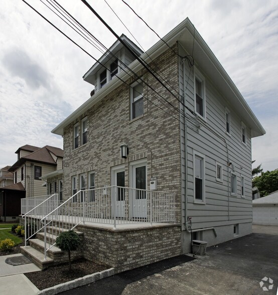 422 Lafayette Ave, Hawthorne, NJ à louer - Photo de l’immeuble – Image 2 sur 2