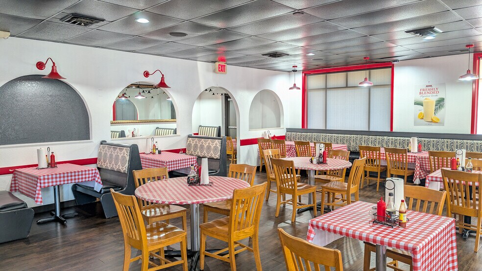 2706-2730 N. Amidon Ave., Wichita, KS à louer - Photo intérieure – Image 3 sur 7