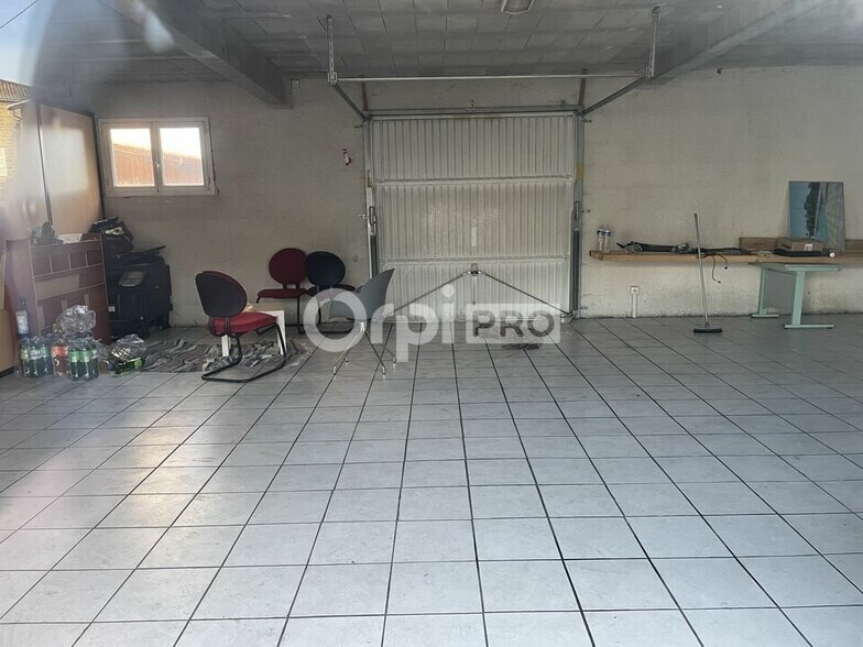 5 Route Des Monts Du Lyonnais, Messimy à vendre - Photo de l’immeuble – Image 3 sur 9