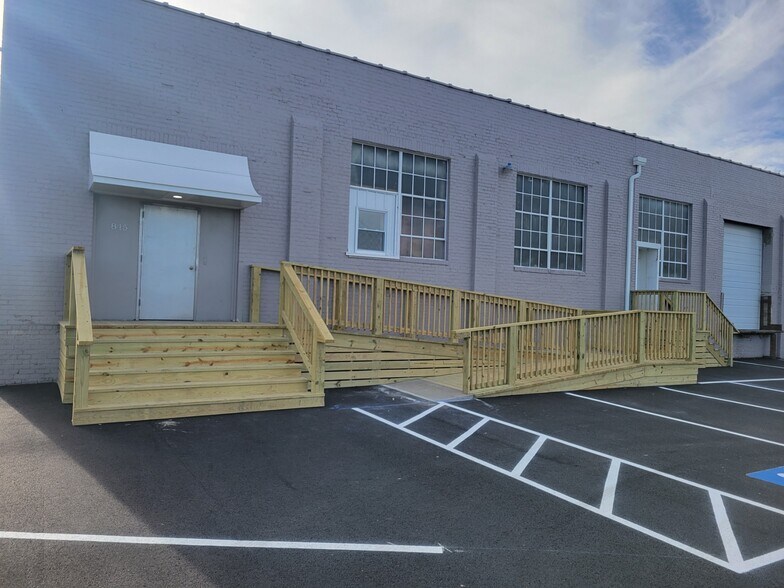 815 Dinwiddie Ave, Richmond, VA à louer - Photo de l’immeuble – Image 2 sur 15