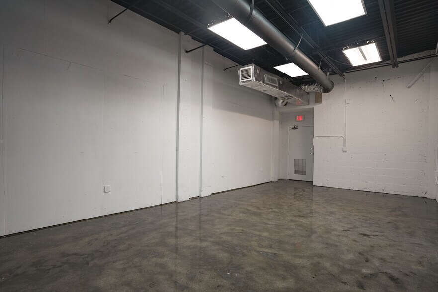 197-199 NW 79th St, Miami, FL à louer - Photo de l’immeuble – Image 3 sur 9