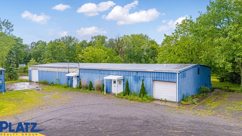 4428 Center Rd, Poland, OH à louer - Photo principale – Image 1 sur 10