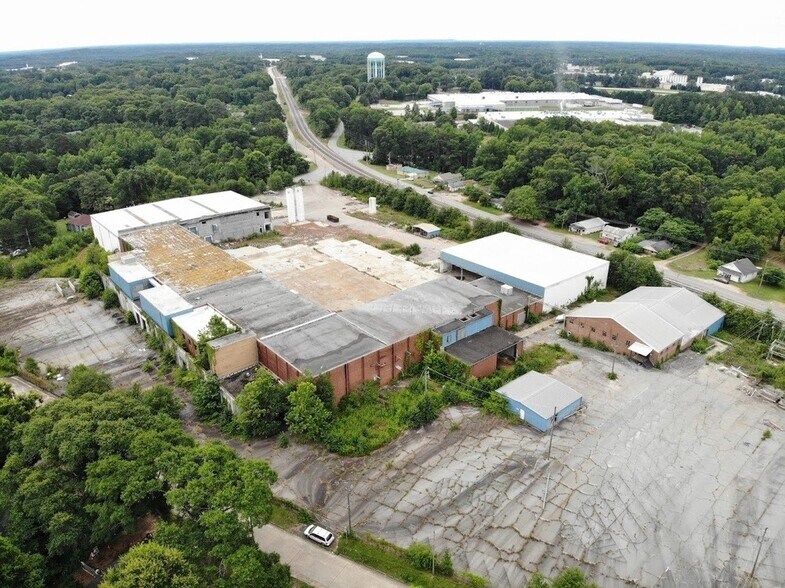 4 Sixth St, Griffin, GA à vendre - Photo de l’immeuble – Image 2 sur 8
