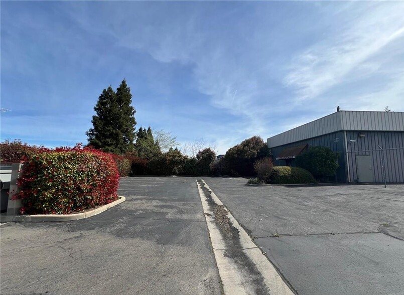 2120 Wardrobe Ave, Merced, CA à louer - Photo de l’immeuble – Image 3 sur 21