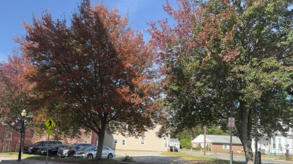 162 Main St, Killingly, CT à vendre - Photo de l’immeuble – Image 3 sur 3