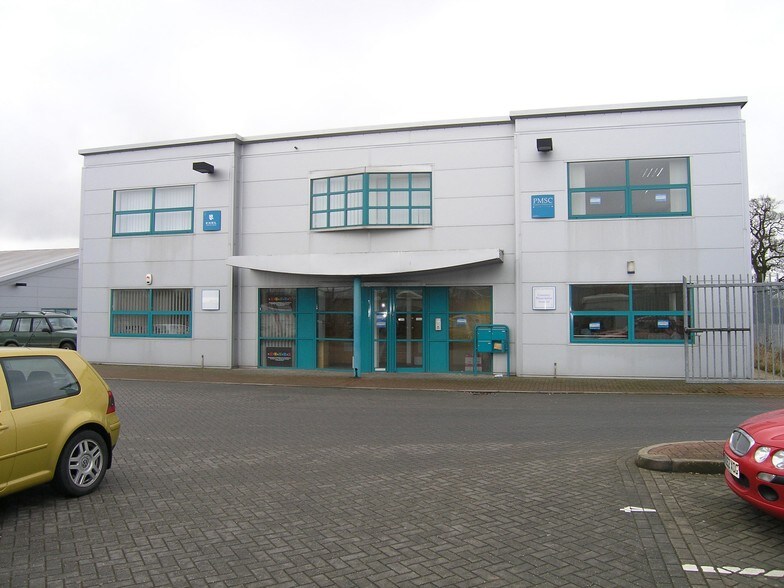 St Davids Way, Nuneaton à louer - Photo de l’immeuble – Image 2 sur 5