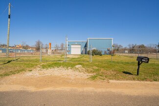 Plus de détails pour 365 E Pacific Ave, Gladewater, TX - Local d’activités à vendre
