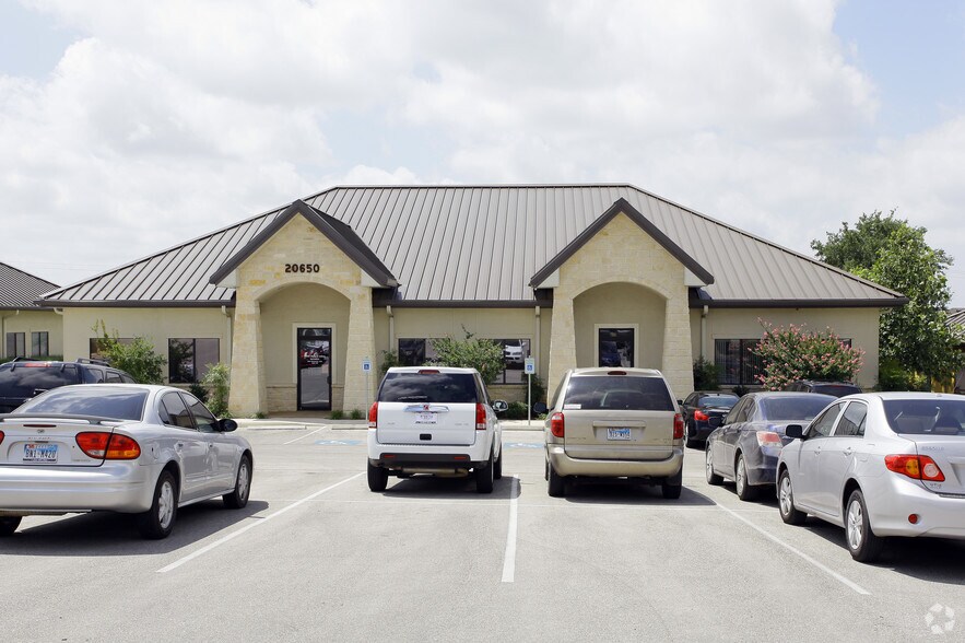 20650 Stone Oak Pky, San Antonio, TX à louer - Photo de l’immeuble – Image 2 sur 5
