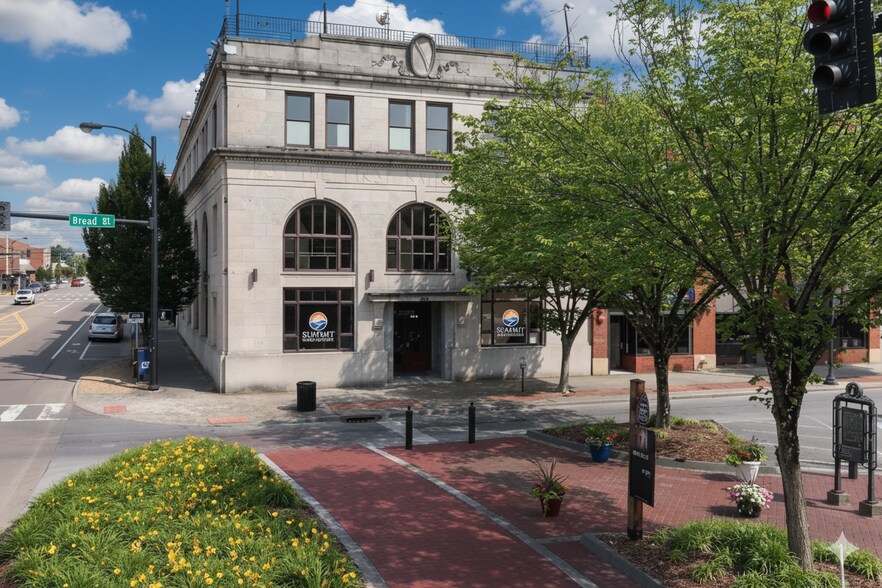 255 Broad St., Kingsport, TN à vendre - Photo de l’immeuble – Image 2 sur 13